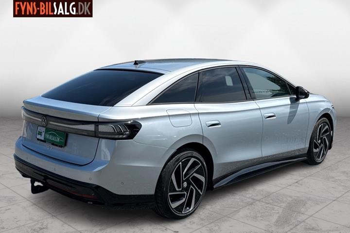 Sølv VW ID.7 fra 2025