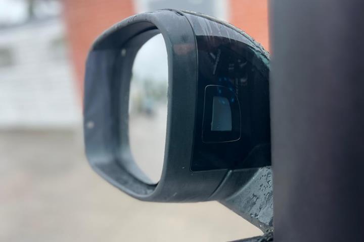 Blå VW ID.Buzz fra 2025