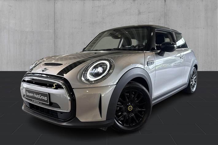 Sølv Mini Cooper SE fra 2024