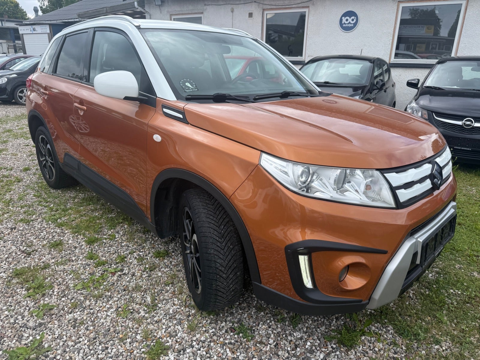 Bronze Suzuki Vitara fra 2015