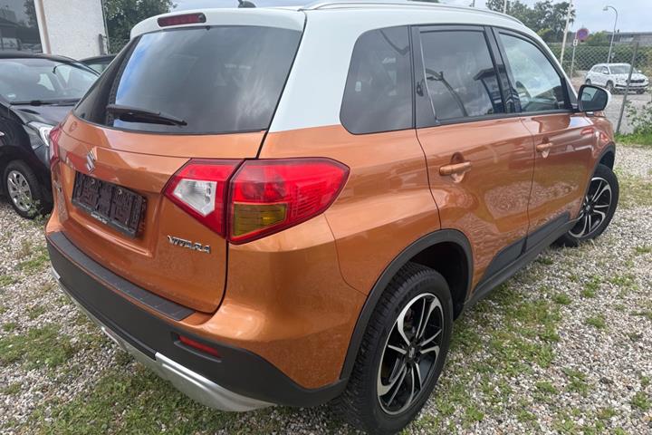 Bronze Suzuki Vitara fra 2015