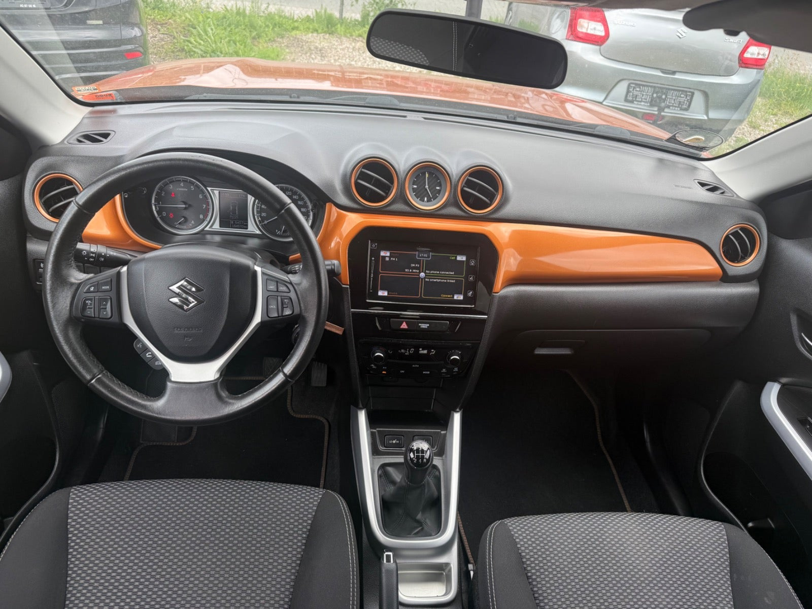 Bronze Suzuki Vitara fra 2015