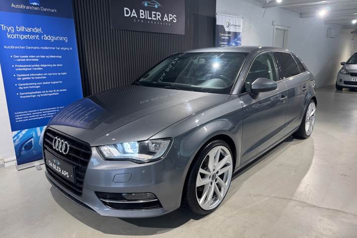 undefined Audi A3 fra 2015 set udefra