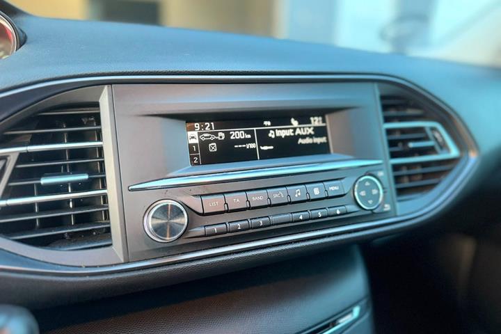 undefined Peugeot 308 fra 2014