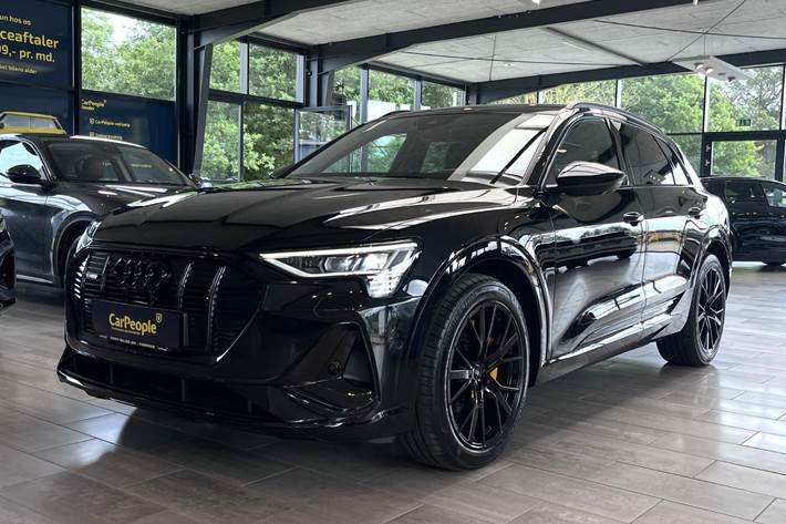 Sort Audi e-tron fra 2023