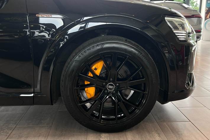 Sort Audi e-tron fra 2023