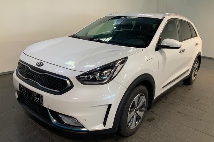 Hvid Kia Niro fra 2018 set udefra