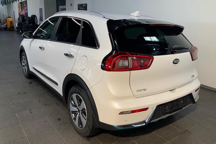Hvid Kia Niro fra 2018
