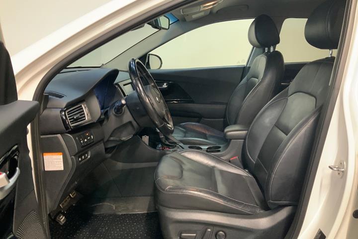 Hvid Kia Niro fra 2018