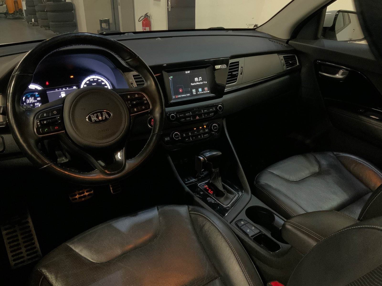 Hvid Kia Niro fra 2018