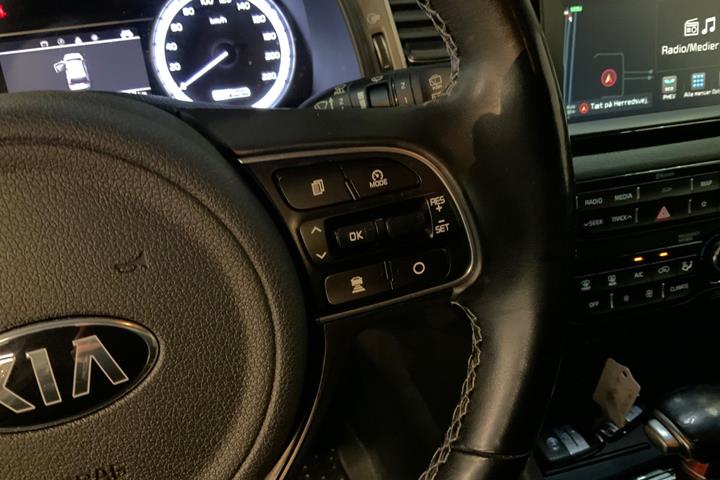 Hvid Kia Niro fra 2018