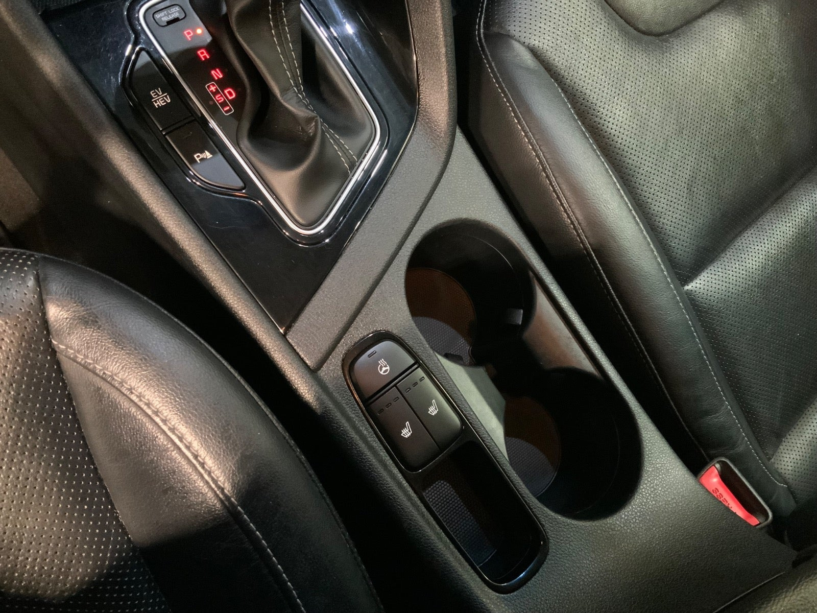 Hvid Kia Niro fra 2018