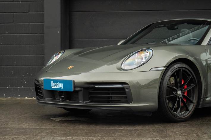 Grøn Porsche 911 Carrera S fra 2019