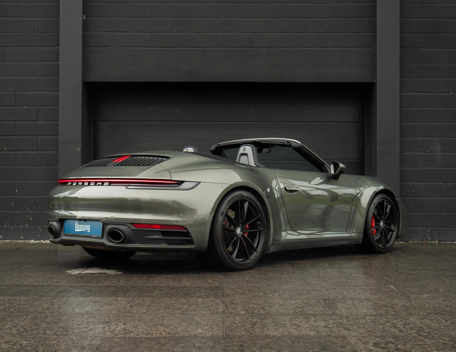Grøn Porsche 911 Carrera S fra 2019
