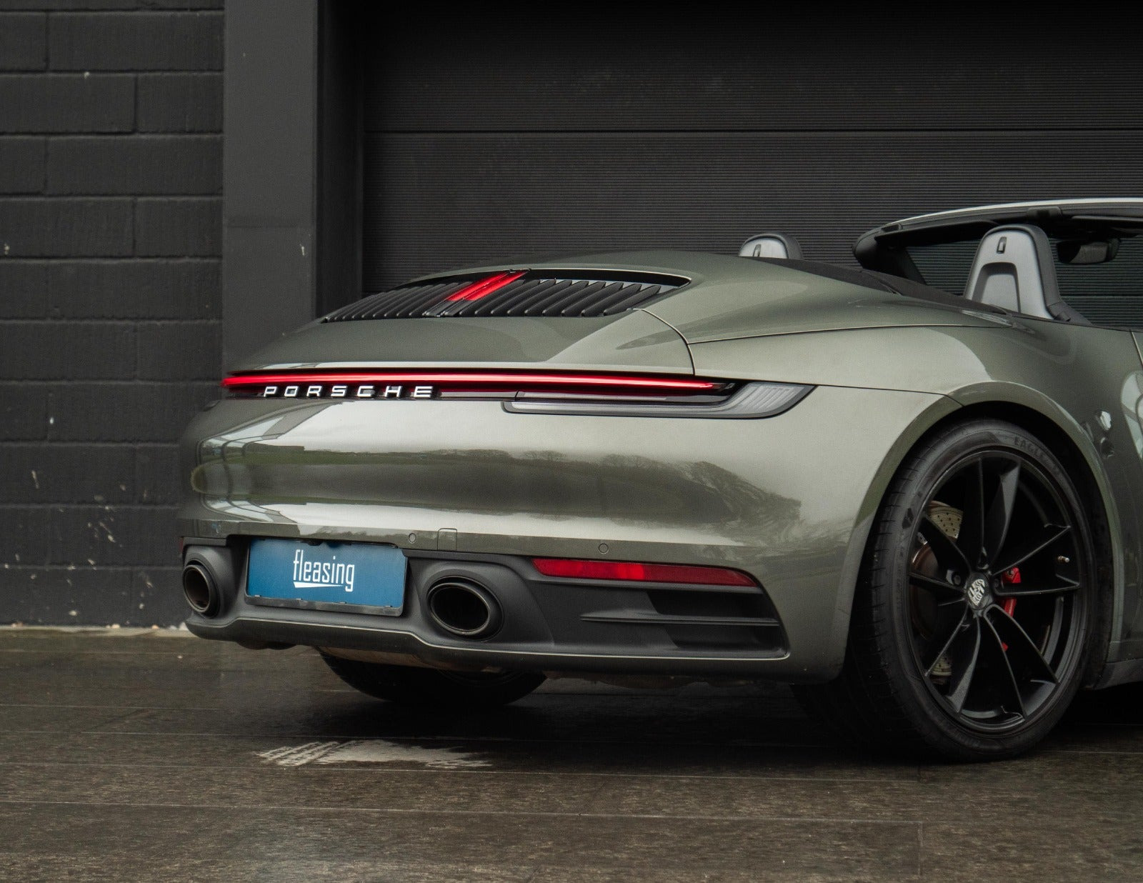 Grøn Porsche 911 Carrera S fra 2019