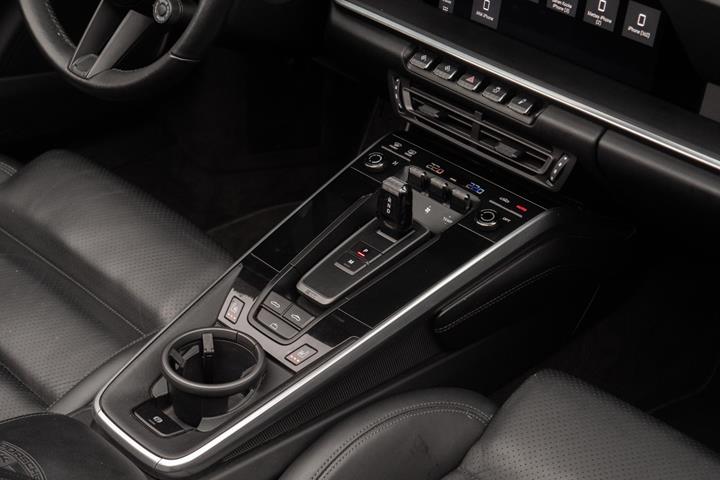 Grøn Porsche 911 Carrera S fra 2019