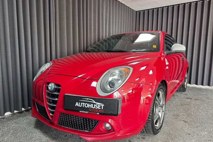undefined Alfa Romeo MiTo fra 2010 set udefra