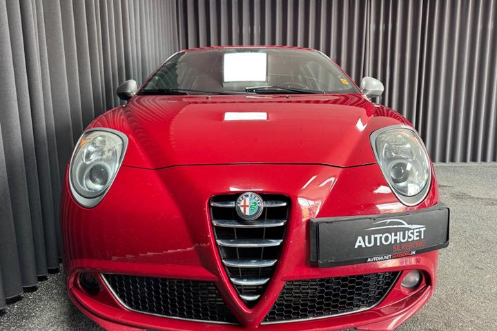 undefined Alfa Romeo MiTo fra 2010 set udefra