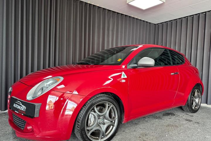 undefined Alfa Romeo MiTo fra 2010 set udefra