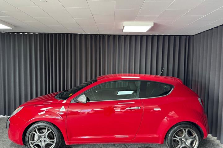 undefined Alfa Romeo MiTo fra 2010 set udefra