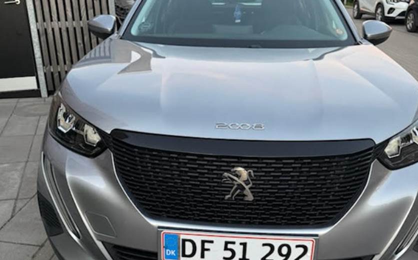 Peugeot 2008 1,2 PureTech 130 Platin