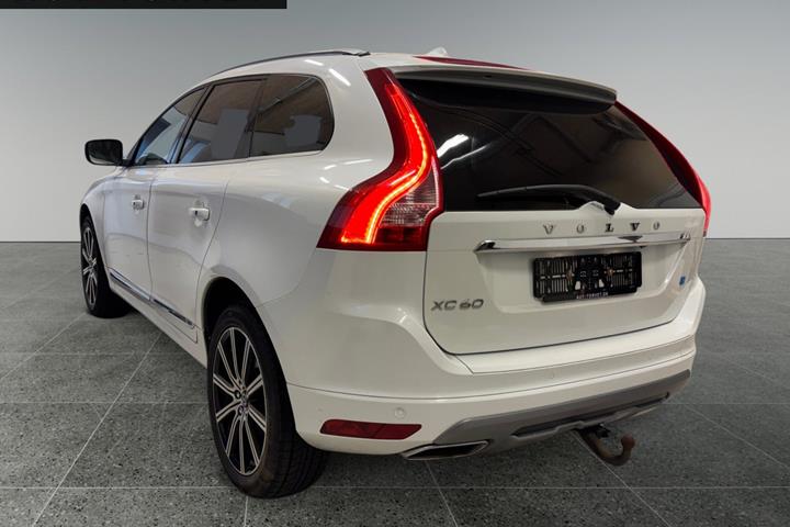 Hvid Volvo XC60 fra 2016