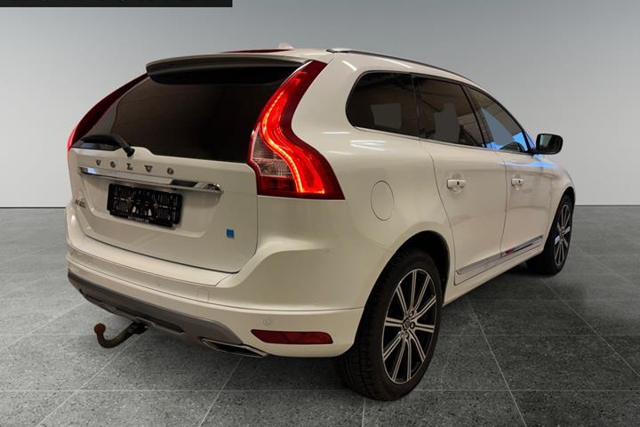Hvid Volvo XC60 fra 2016