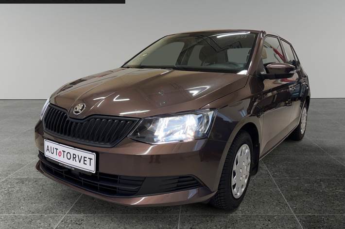 Brun Skoda Fabia fra 2015