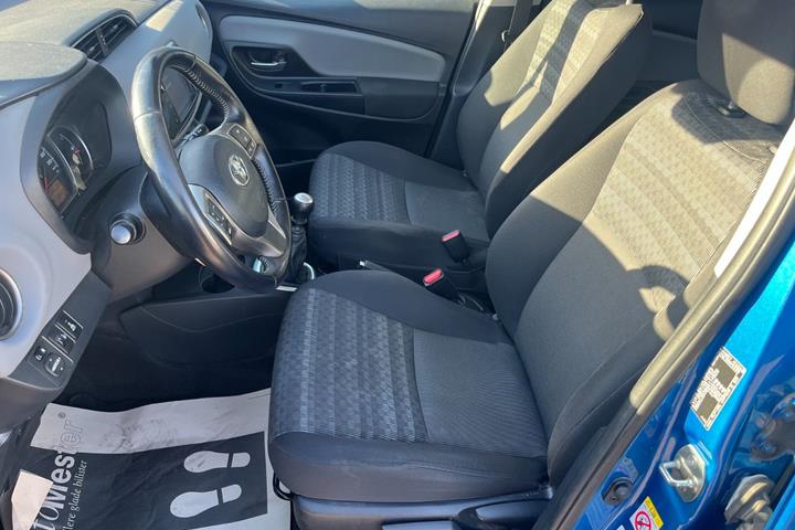 undefined Toyota Yaris fra 2015