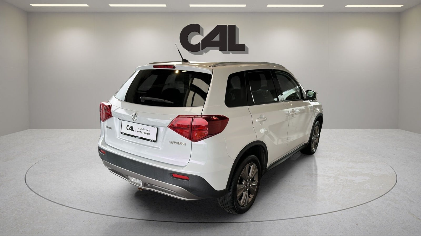 Hvid Suzuki Vitara fra 2020