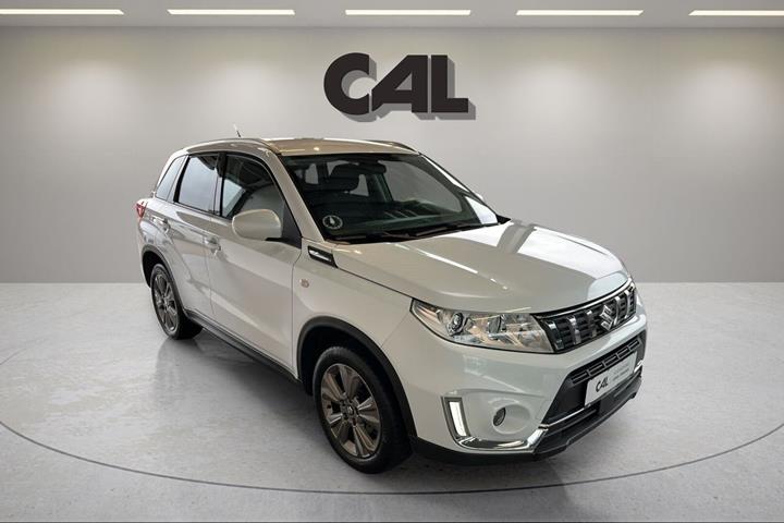 Hvid Suzuki Vitara fra 2020