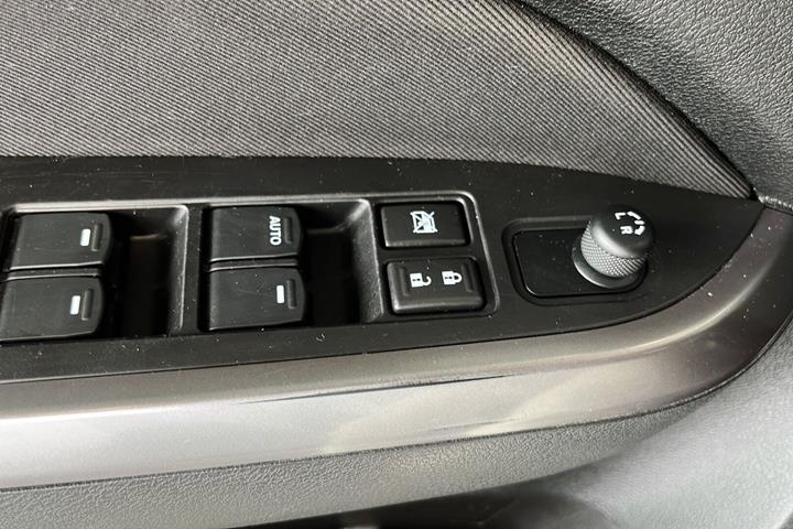 Hvid Suzuki Vitara fra 2020