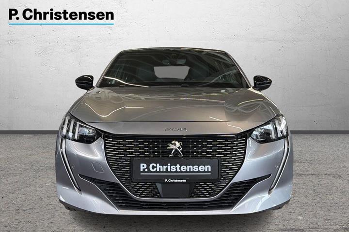 Grå Peugeot e-208 fra 2023