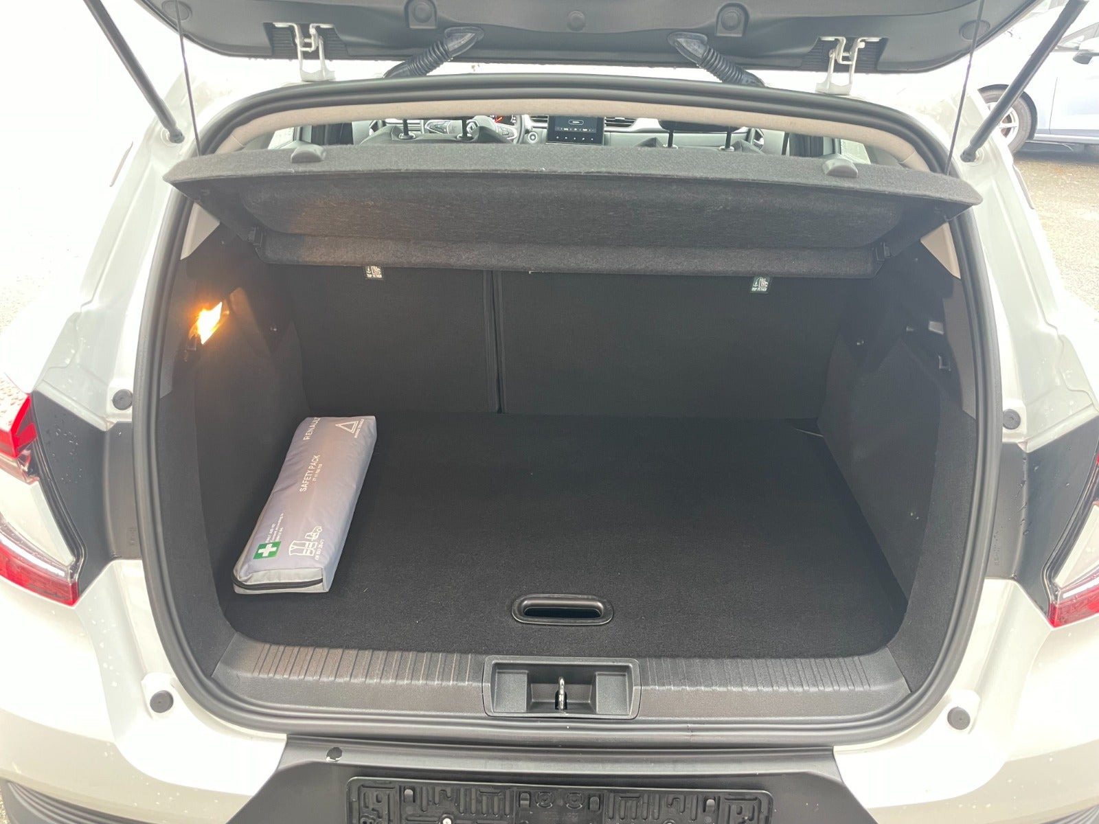 Hvid Renault Captur fra 2020
