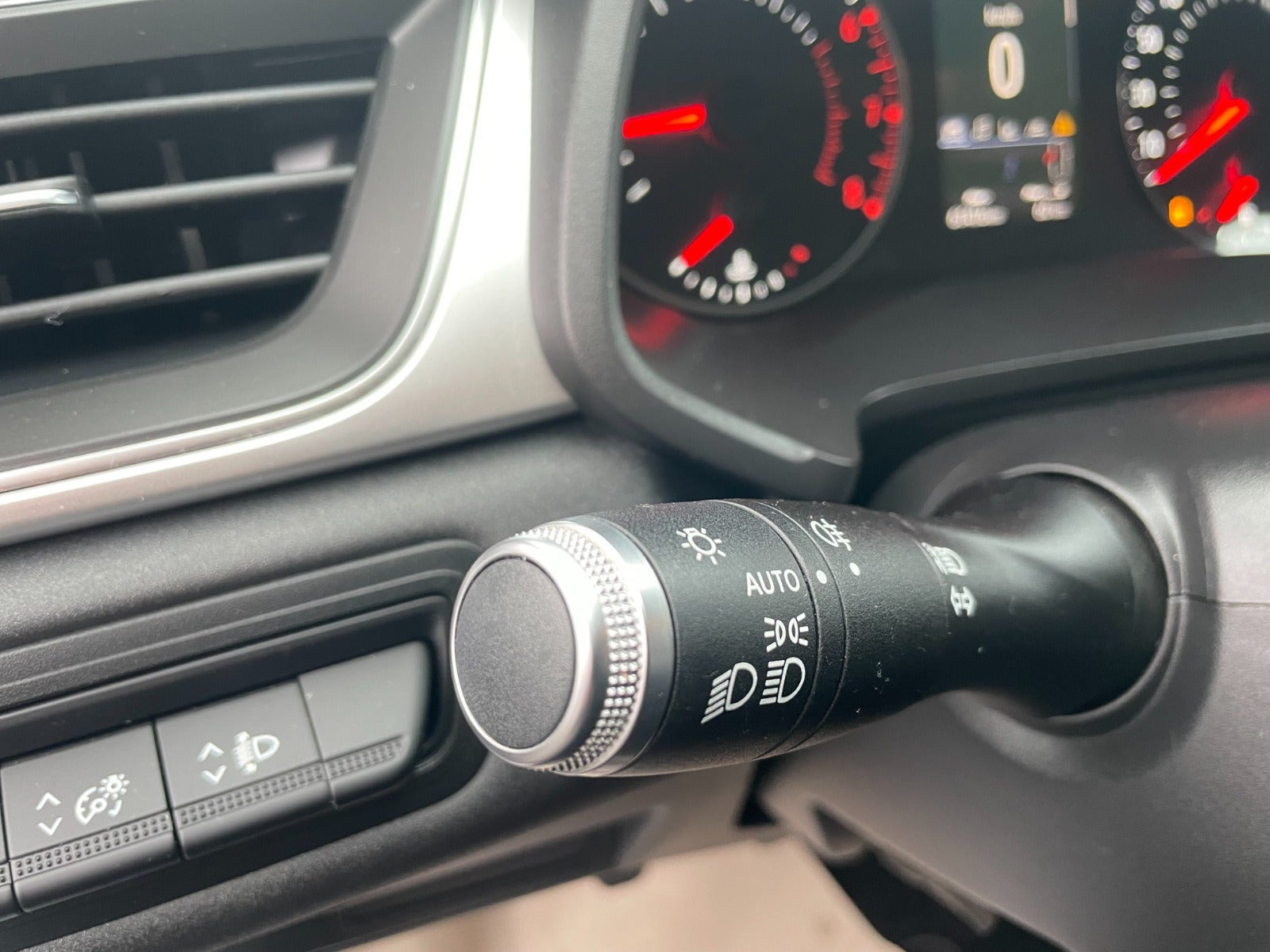 Hvid Renault Captur fra 2020