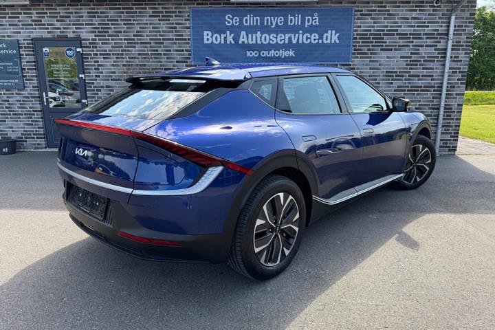 Blå Kia EV6 fra 2024