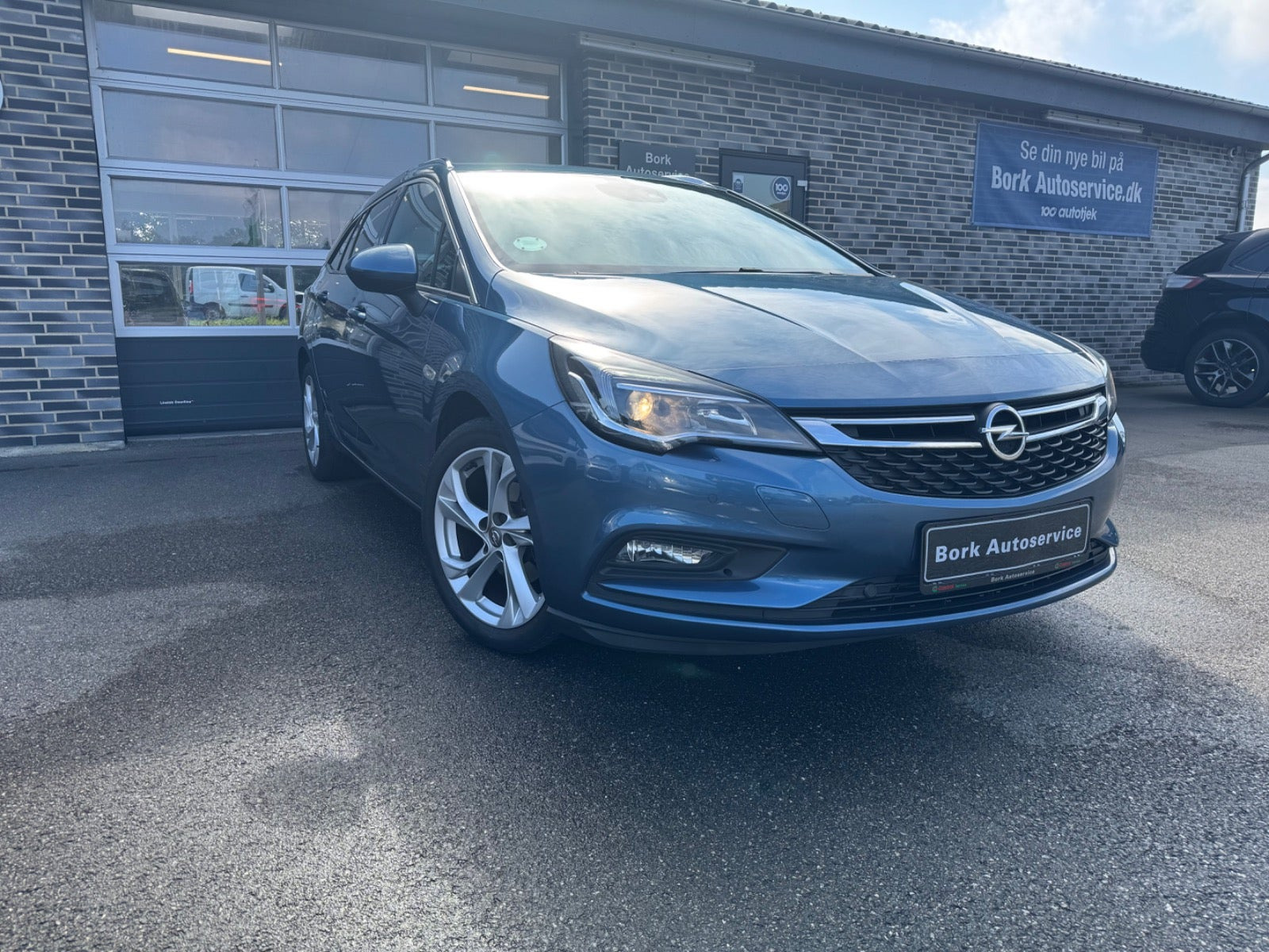 undefined Opel Astra fra 2017