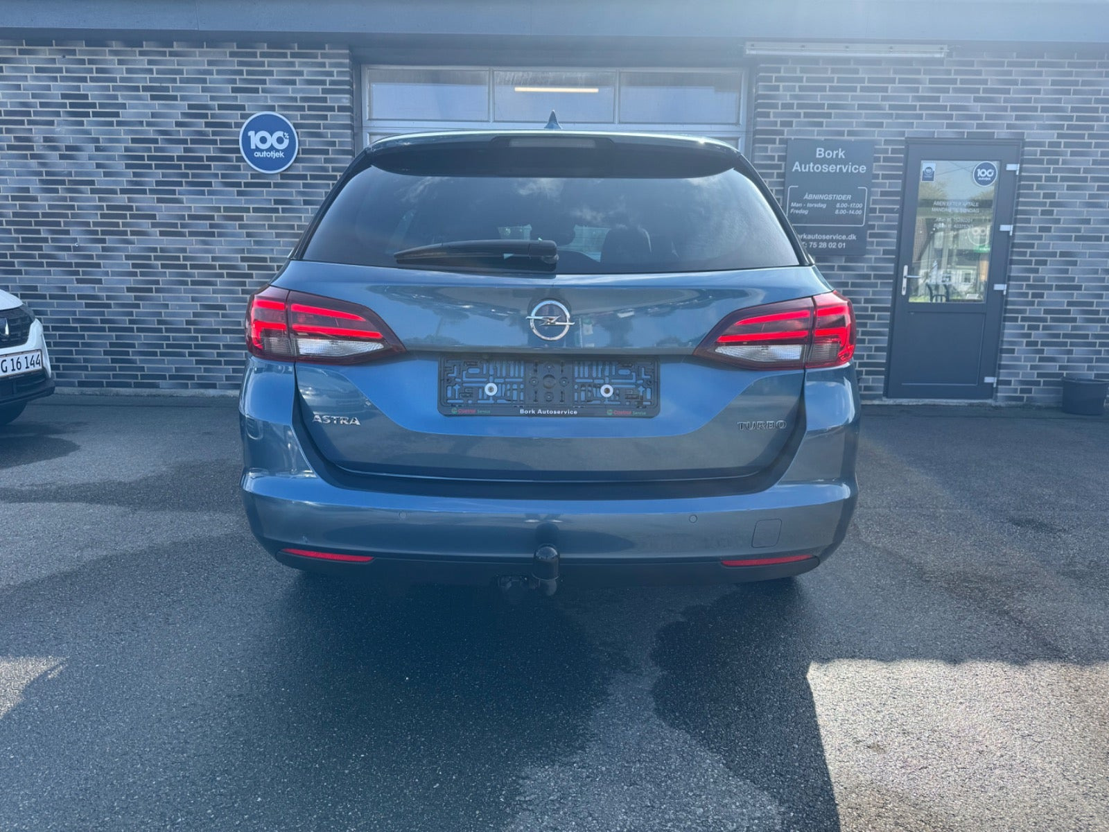 undefined Opel Astra fra 2017