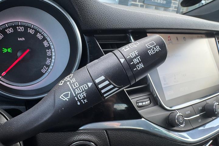 undefined Opel Astra fra 2017