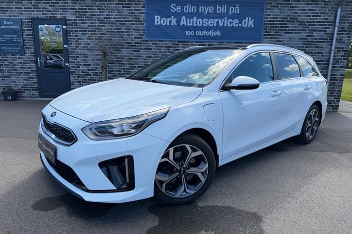 Hvid Kia Ceed fra 2021