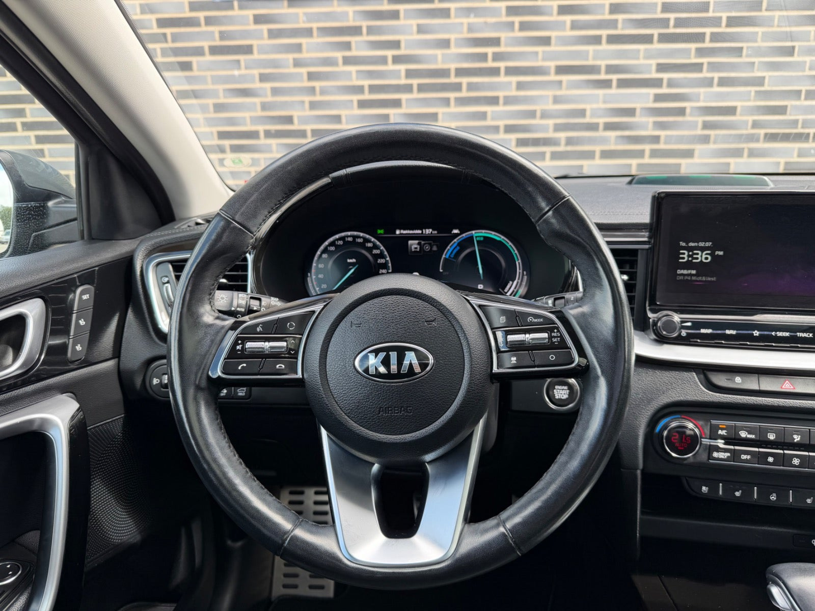 Grå Kia Ceed fra 2021