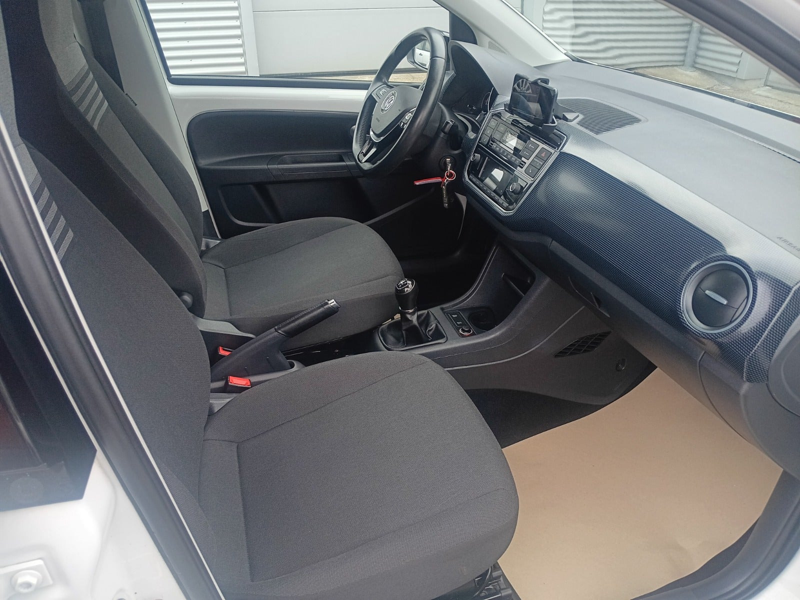 Sort VW UP! fra 2017