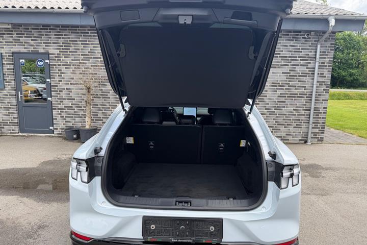 undefined Ford Mustang Mach-E fra 2023
