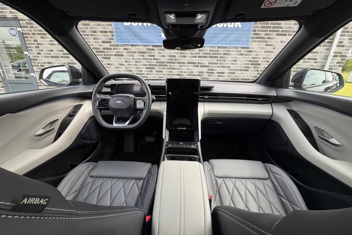 undefined Ford Explorer fra 2024