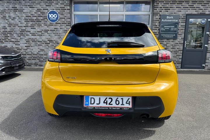 undefined Peugeot 208 fra 2022