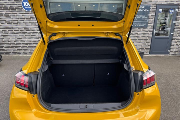 undefined Peugeot 208 fra 2022
