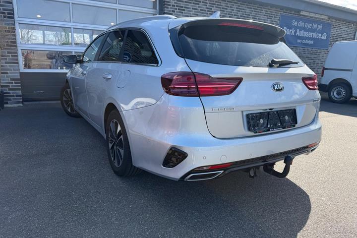 Sølv Kia Ceed fra 2020