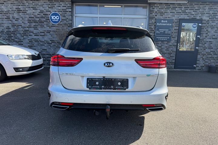 Sølv Kia Ceed fra 2020