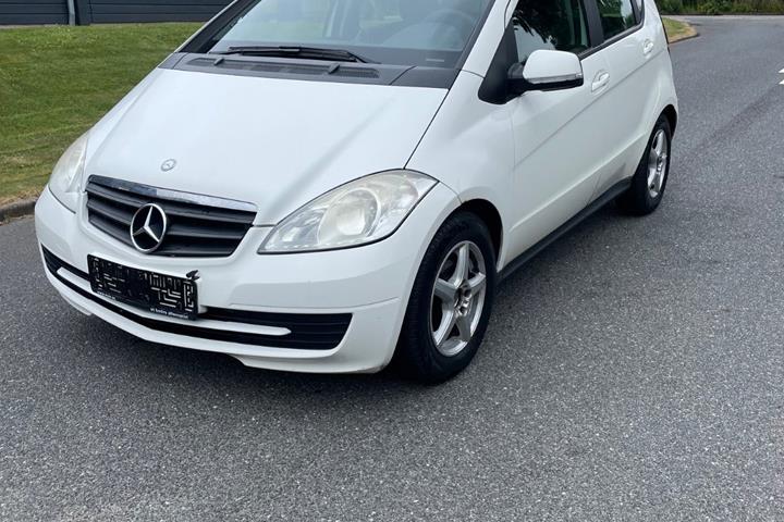 undefined Mercedes A160 fra 2008 set udefra