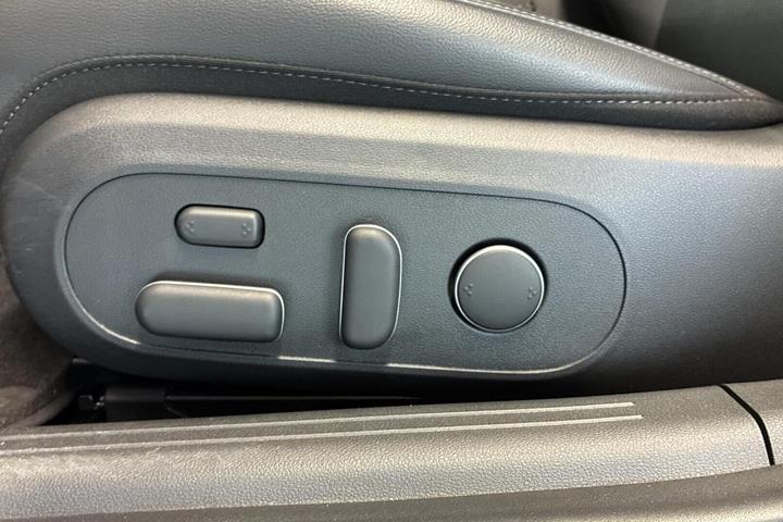 Sort Hyundai Ioniq 6 fra 2025